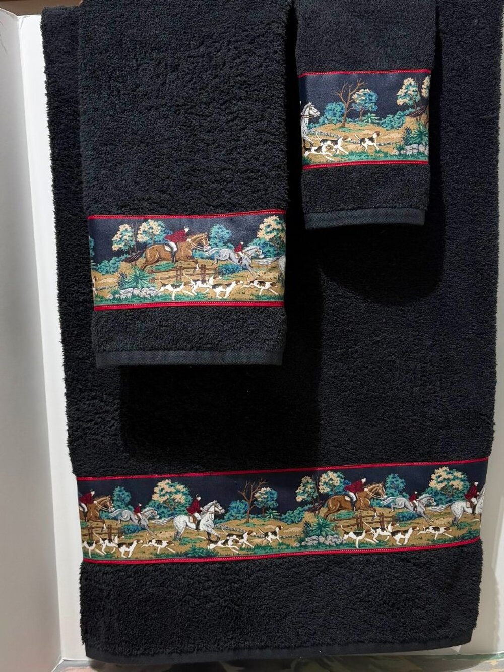 Fox hunting 3 pc. black towel set Equestrian horses